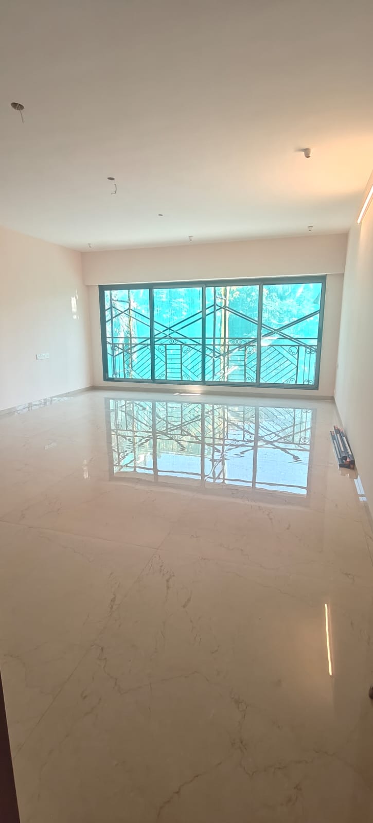 Cyrilyn Height 4BHK Sale Khar West
