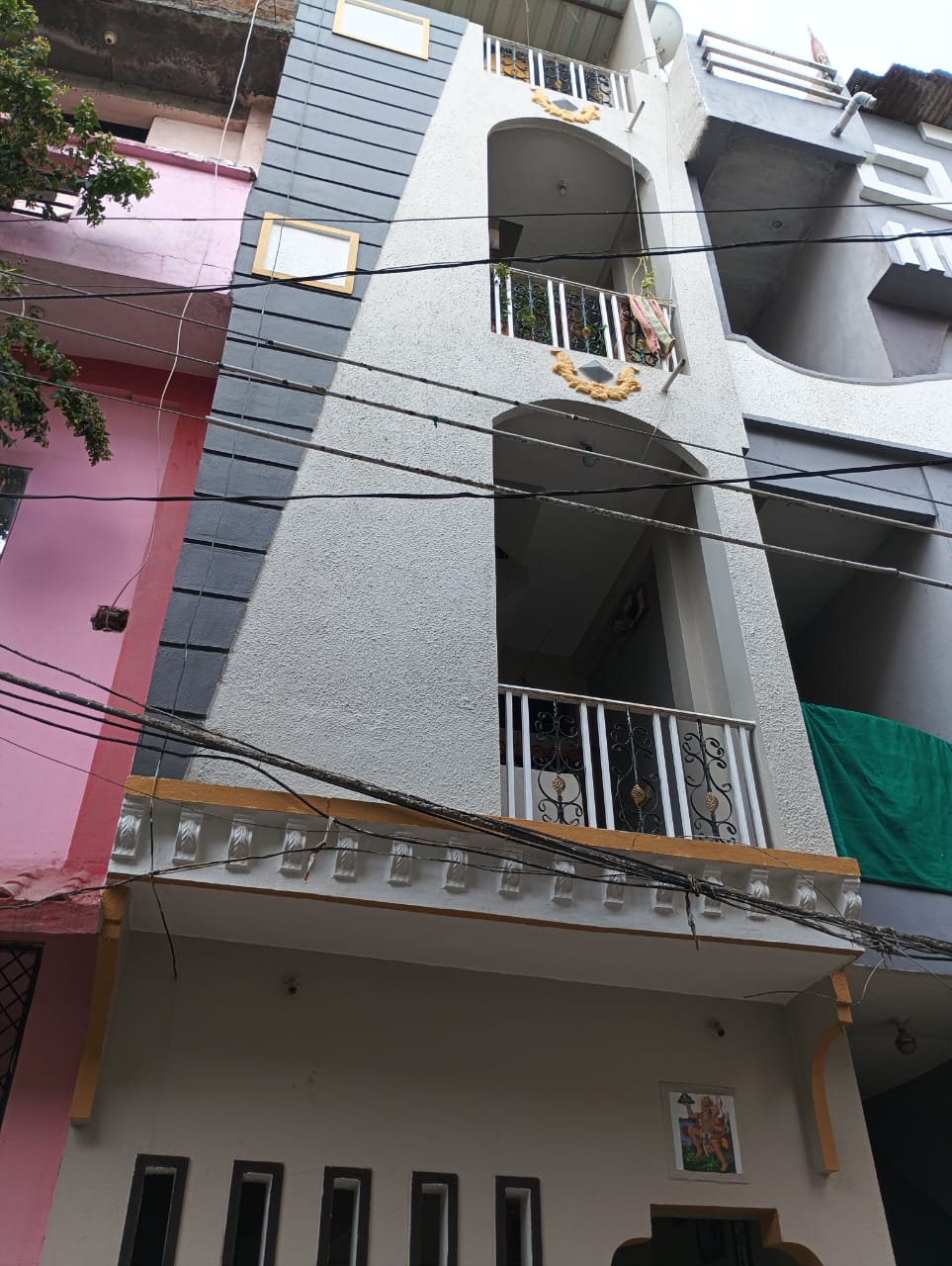 WhatsApp image for Indore Vijay Nagar 400 Sqft House Sale | City: Indore | Builder: Independent | Sizes: 2 BHK | Price List: N/A | Brochure: N/A | Floor Plan: N/A