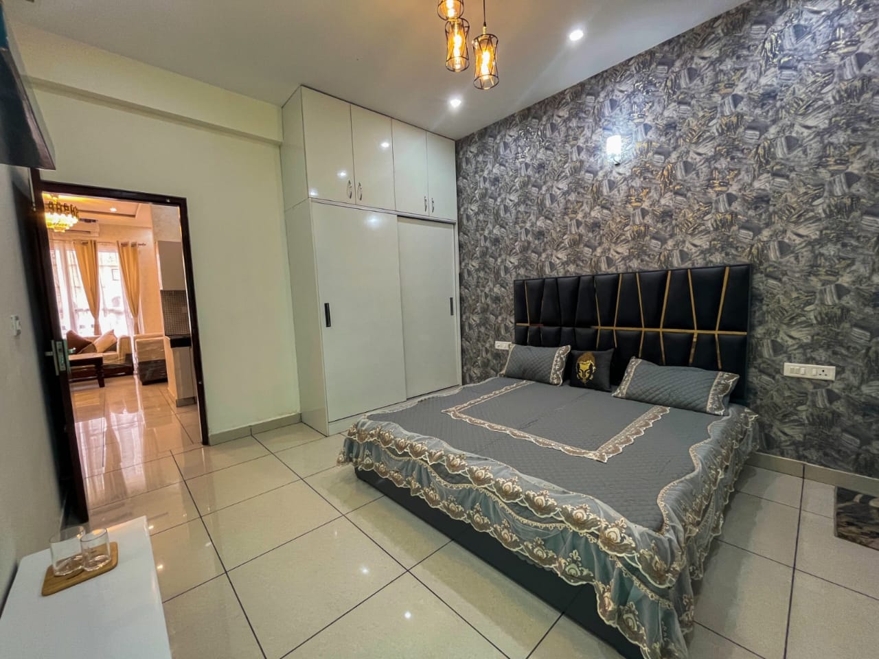 Luxurious 6BHK House Ready to Move in Mohali