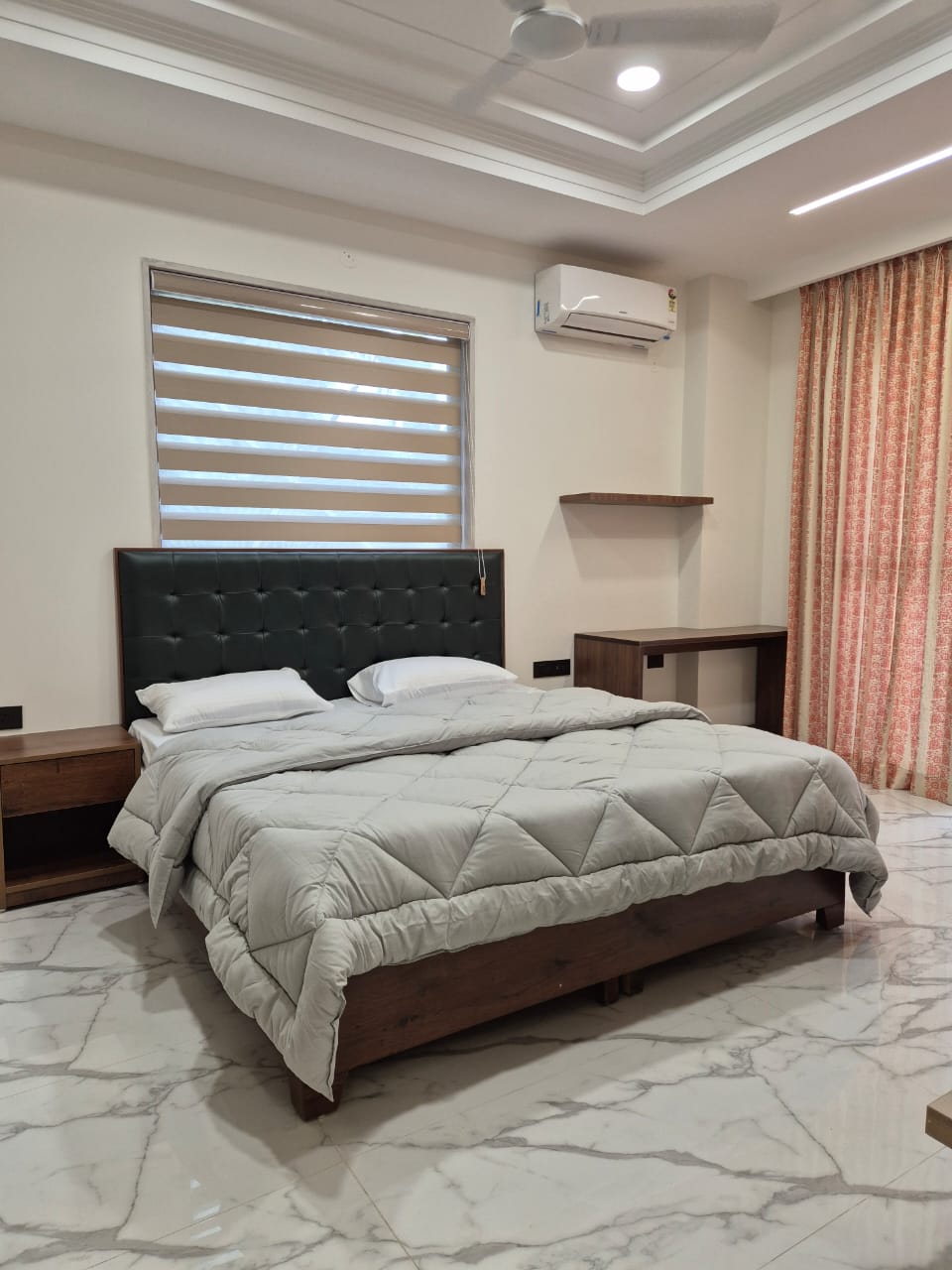 Fully Furnished 1BHK for Rent in Sector 42 Gurgaon