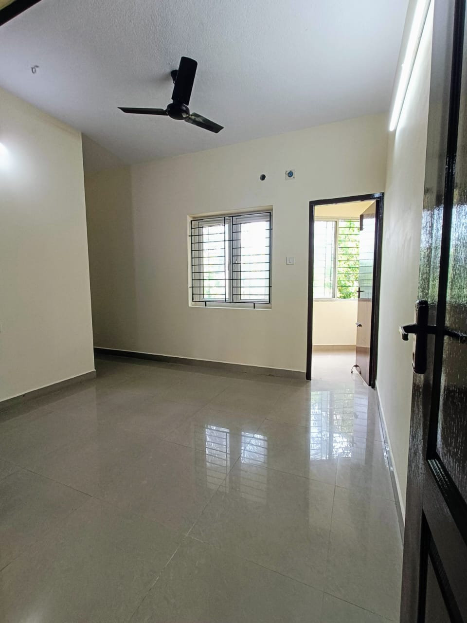 Kattupakkam 3 BHK Flat for Resale